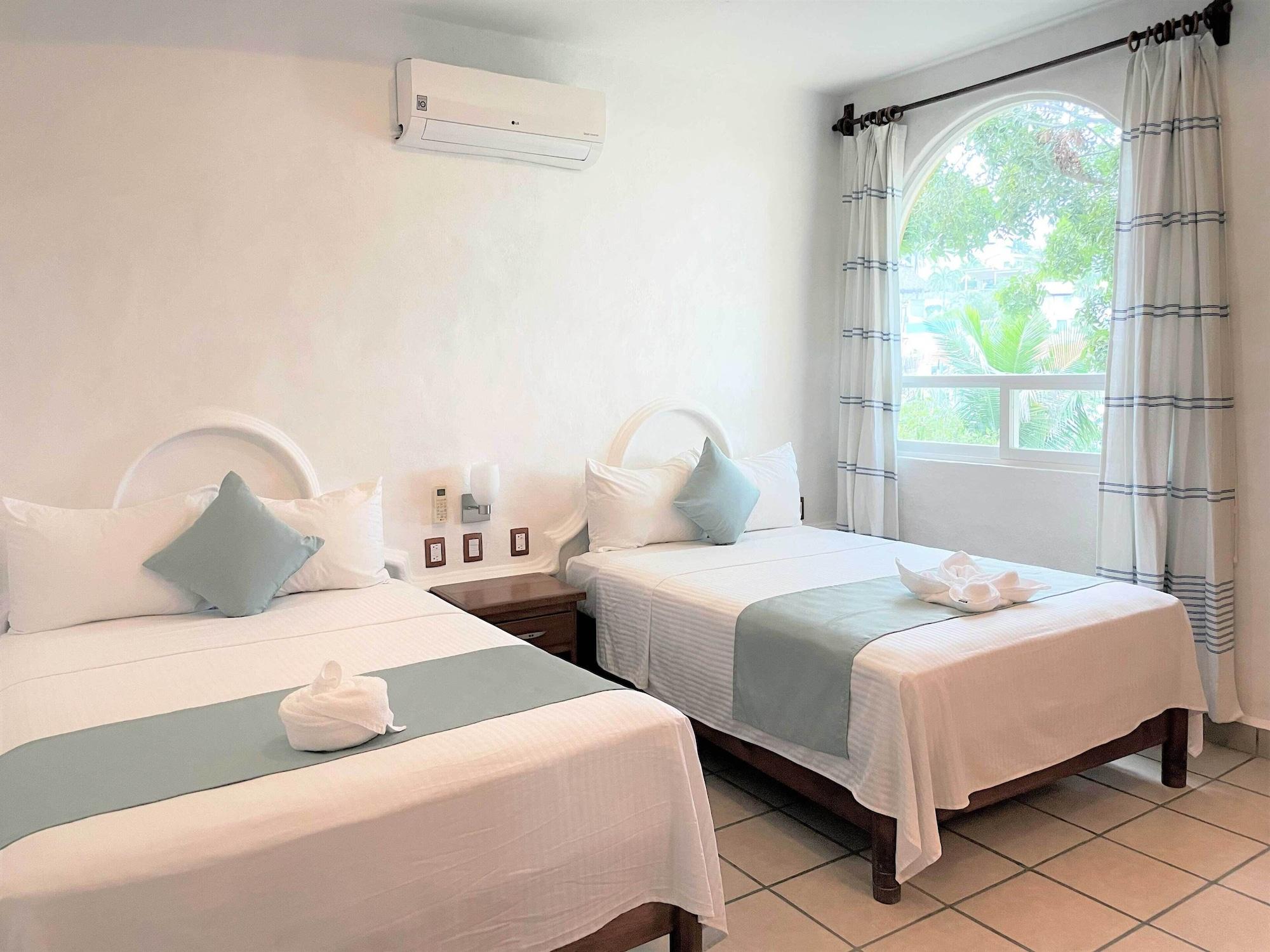 Villas & Resort Luz De Luna Santa Cruz Huatulco Exterior photo